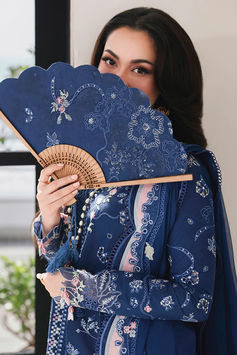 Detailed Chikankari Embroidery on Qalmakar Lawn Dress - Hania Aamir Edition Tajori