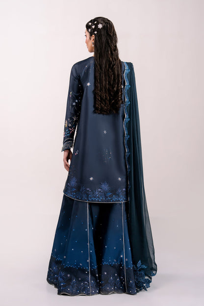 Qalmakar QSL-06 Nerina silk shirt paired with raw silk trouser and embroidered dupatta, best Pakistani party wear in Bangladesh.