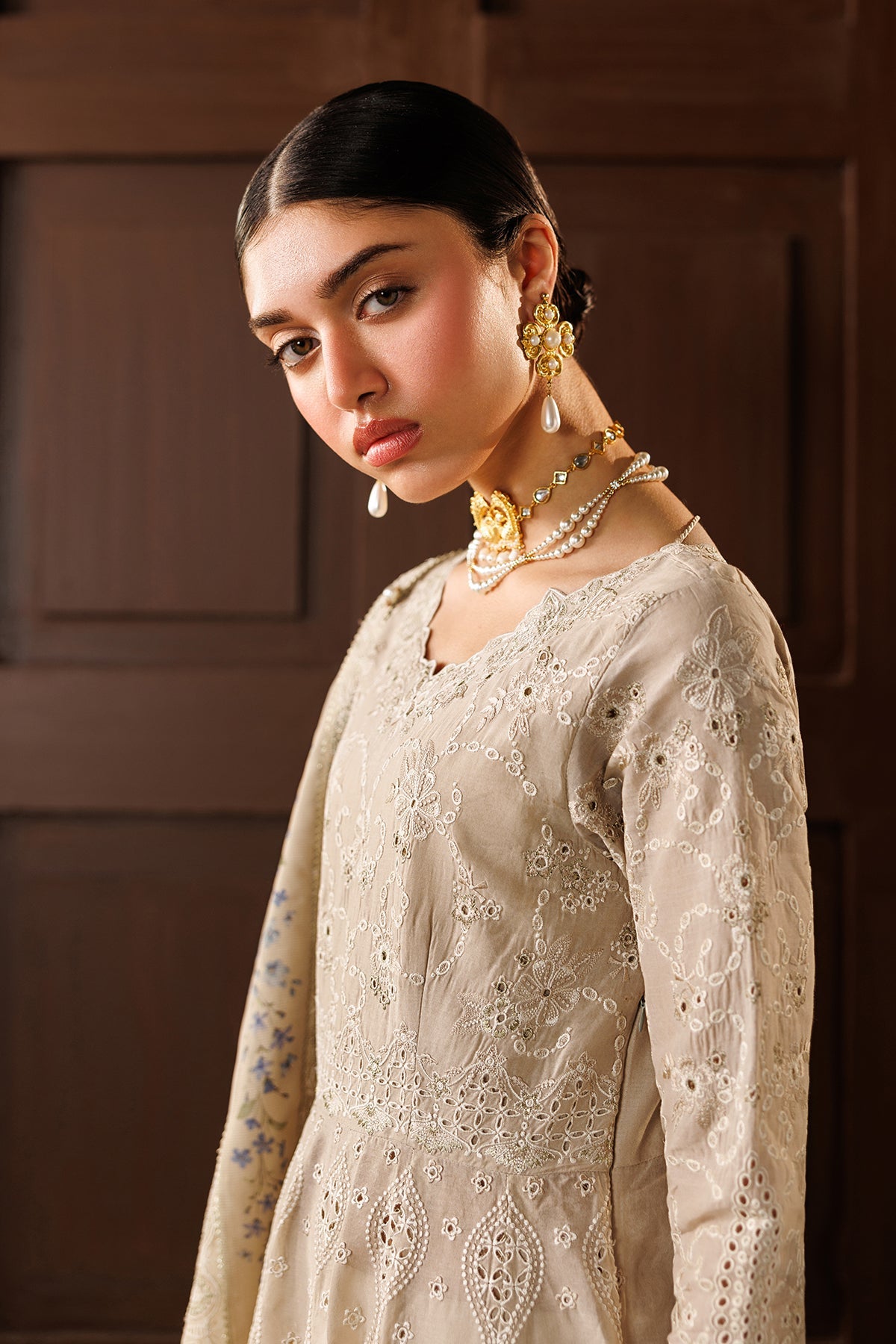 UNSTITCHED EID LAWN Embroidered Lawn EL26-D03 Fabric Suit