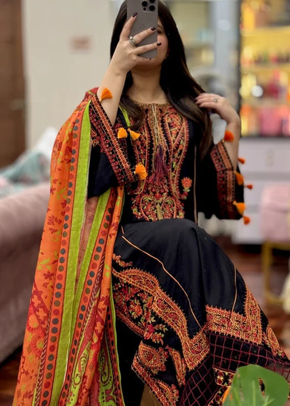 Inaya luxury black festive kurta set by Tehzeeb Libas, premium Pakistani designer stitched dress pre-order in Bangladesh via Tajori