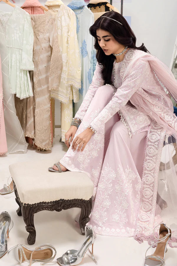 Authentic-So-Kamal-Lawn-Collection-Floral-Print-Suit-Tajori