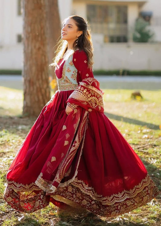 Sunaira by Turba original luxury embroidered chiffon formal suit, Pakistani designer wear available for pre-order at Tajori