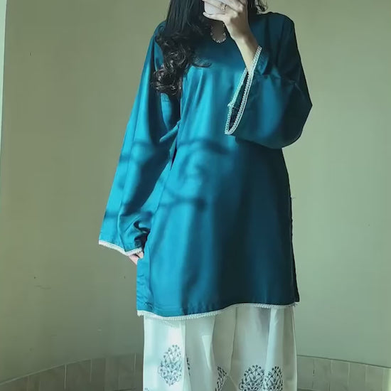 Tehzeeb Libas Sophie collection showcase, teal silk kurta with floral printed white farsi shalwar video